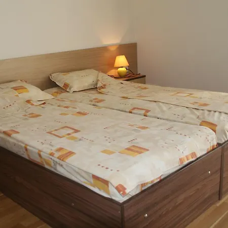 Ivatea Family رافدا