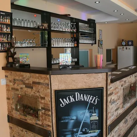 فندق Ivatea Family