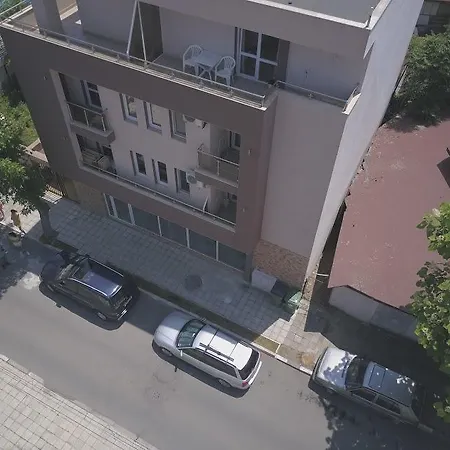 فندق Ivatea Family