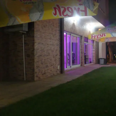 Ivatea Family فندق 2*