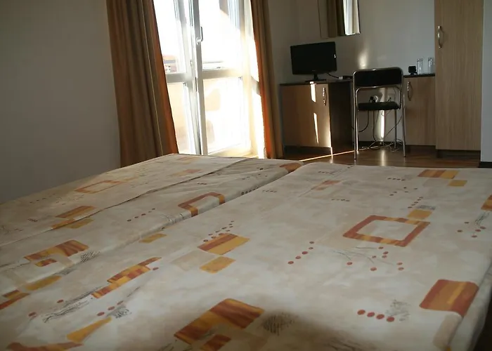 Hotel Ivatea Family 2*