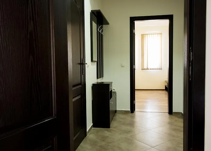 Ivatea Family Hotel 2*