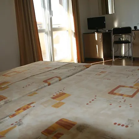 Hotel Ivatea Family 2*